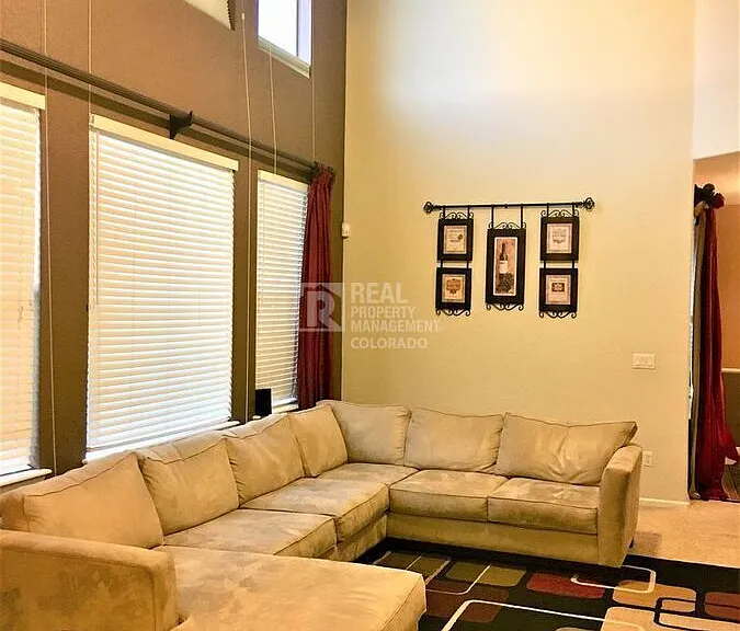 10799 Hickory Ridge Ln — Photo 4