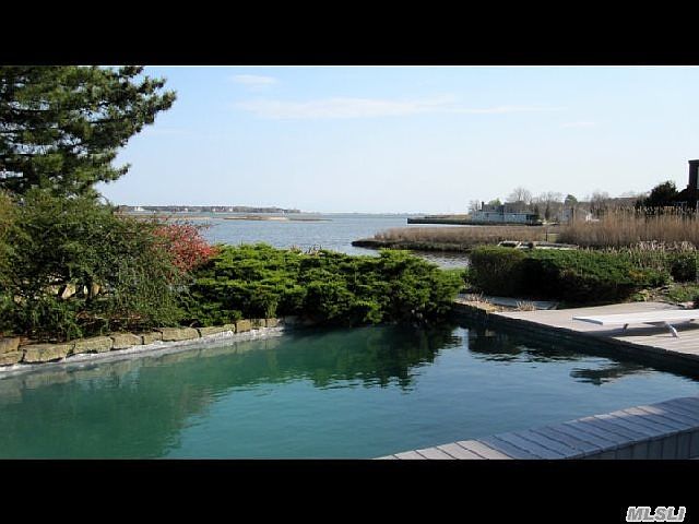 2nd image of 10 Hyler Dr