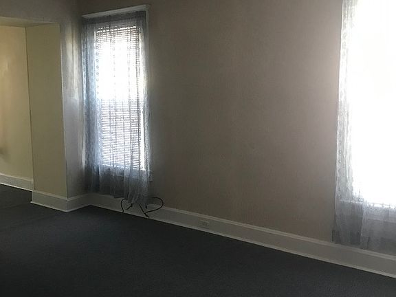5th image of 260 Hager St