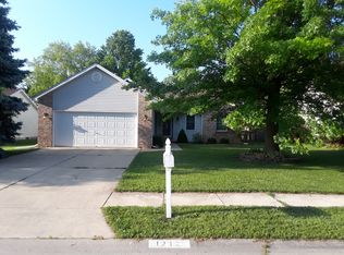 1212 Dani Ln, Springfield, IL 62712