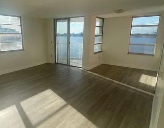 5th image of 1301 NE Miami Gardens Dr APT 405