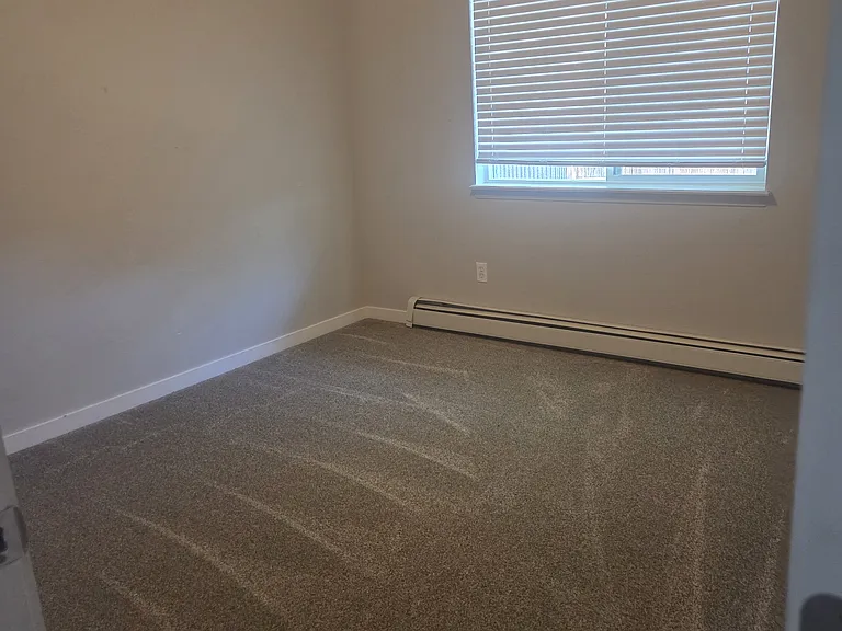 2938 Wellington Ave — Photo 9