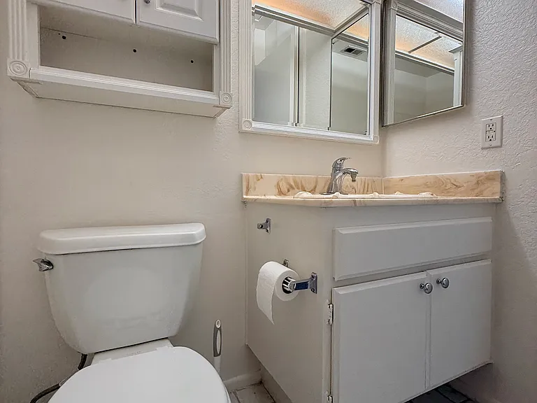 1016 Whitewater Dr — Photo 25