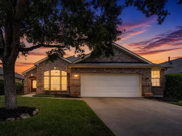 2896 Torano Cir, League City, TX 77573