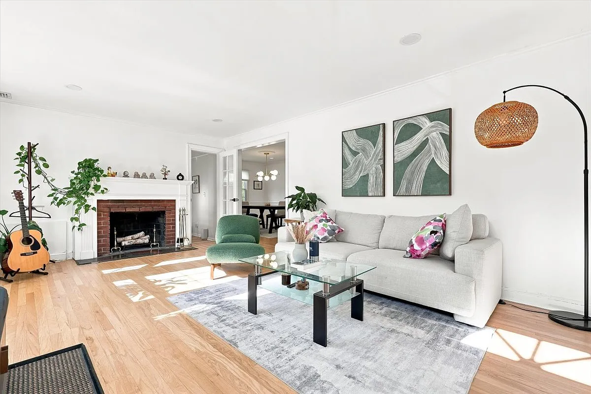 3 bed, $5,200 — Photo 3