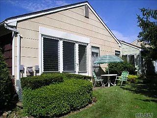 1st image of 66 Chippendale Dr