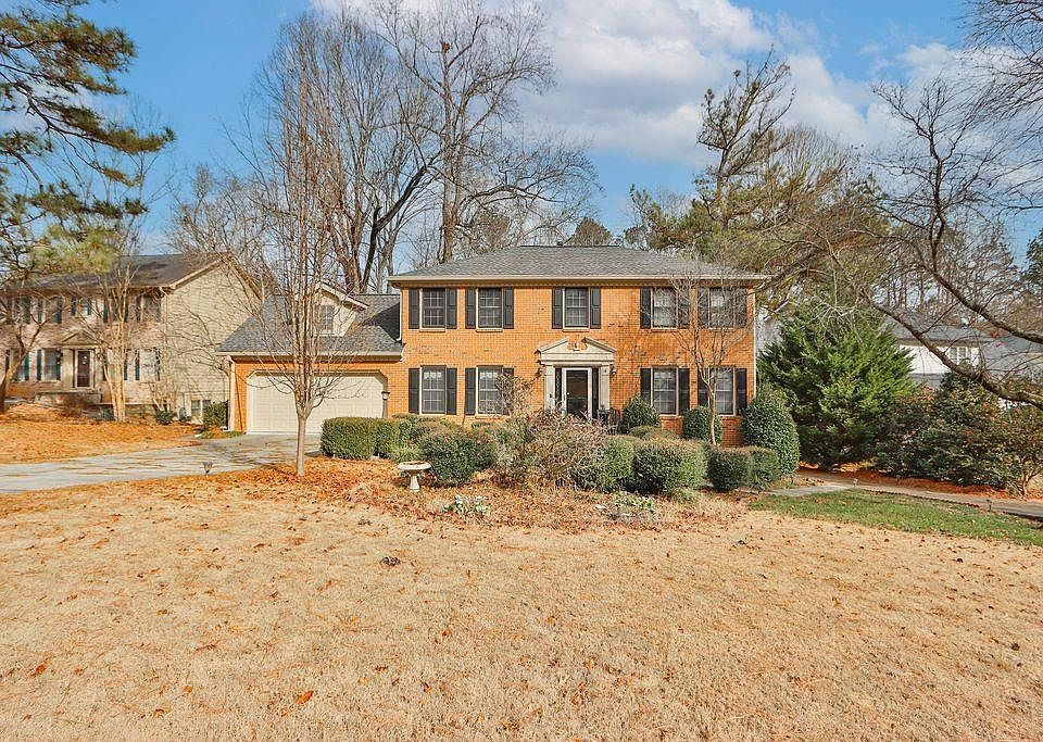 1st image of 1018 Saybrook Cir NW