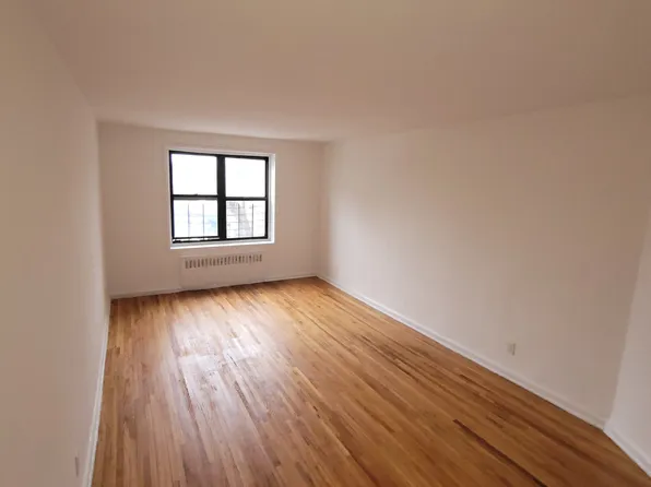 150 W End Ave, Brooklyn, NY