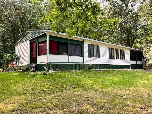 9519 West Dr, Jerome, MI 49249