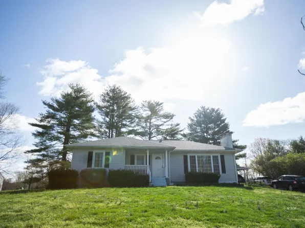 7180 Radford Rd, Athens, OH 45701