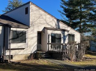 156 Cottonwood Rd UNIT 156, Newington, CT 06111