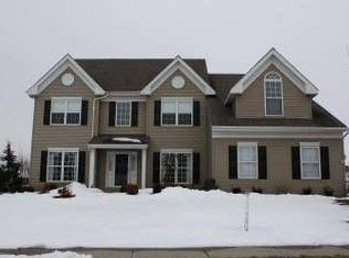 233 Winterberry Ln, Collegeville, PA 19426