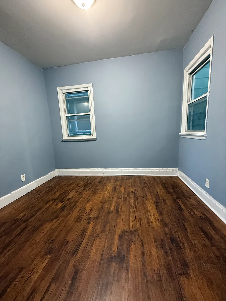 Building Photo - 313 S 19th St #2L