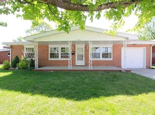 775 Berry Rd, Wood River, IL 62095