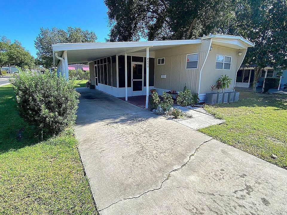 1st image of 2451 Percy Ave