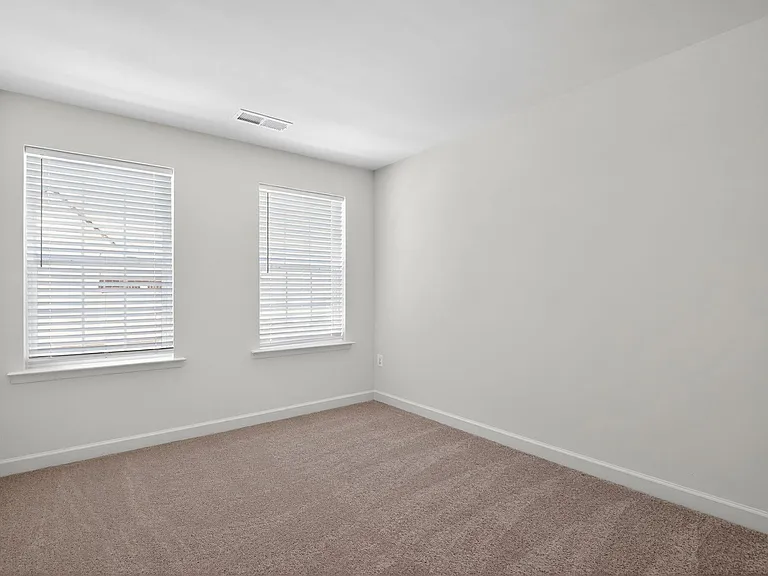 95 Jockey Dr — Photo 5