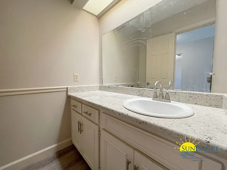 221 Shalimar Dr — Photo 23