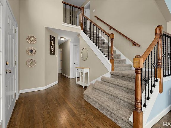 3rd image of 16943 Hickory Forest Ln