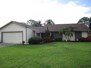 1st image of 2452 SE Bordeaux Ct