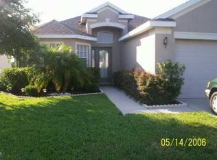 19140 Dove Creek Dr, Tampa, FL 33647