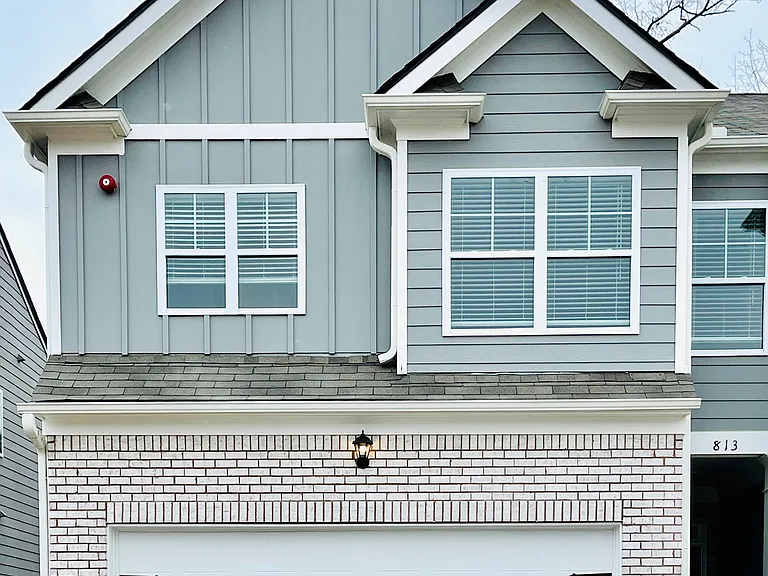 813 Upper Dove Ct — Photo 1