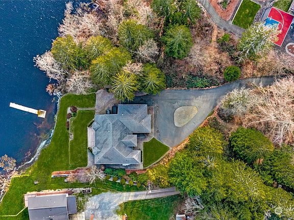 4th image of 14715 Crescent Valley Drive NW