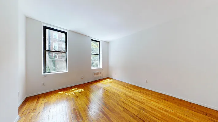 Rented by Bond New York | media 1