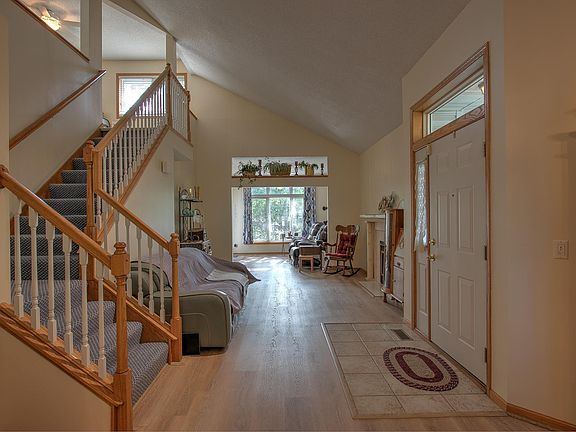 3rd image of 3804 Weaver Ct