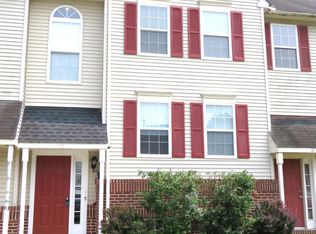 14 Fair Wind Pl #32, Dover, DE 19901