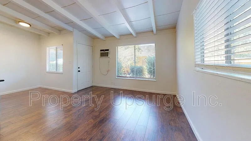 1 bed, 1.0 bath, 585 sqft, $1,095 — Photo 4