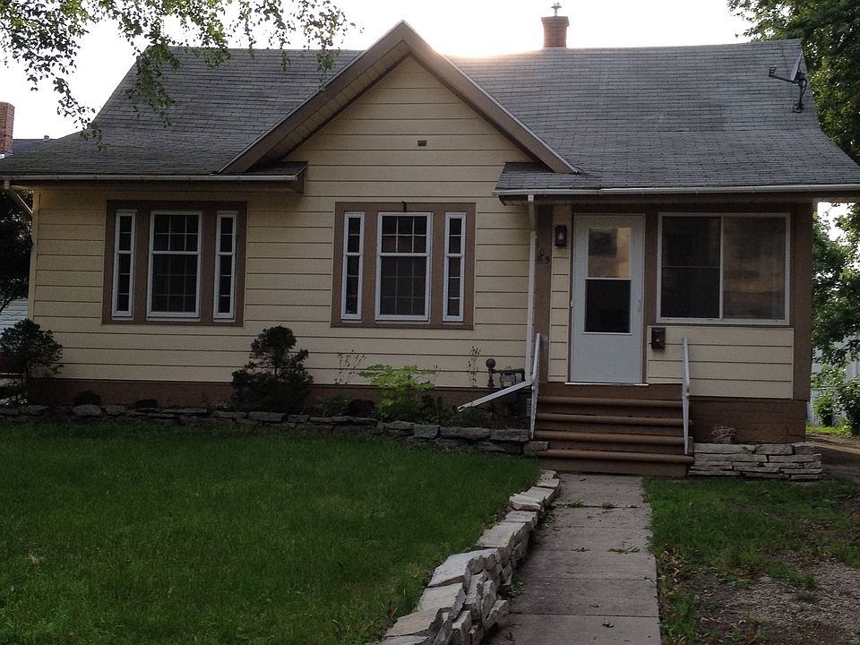1st image of 105 Antoinette St