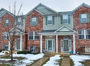 2491 Emily Ln, Elgin, IL 60124