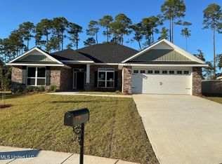6284 Emerald Lake Dr, Biloxi, MS 39532