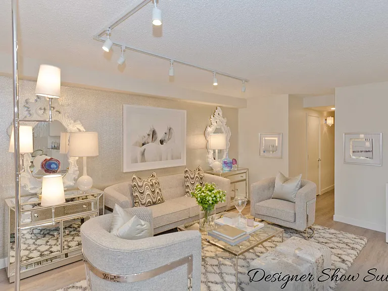 1313 13th Ave SW — Photo 3