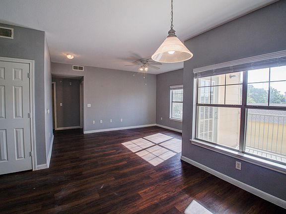 5th image of 2320 Gracy Farms Ln APT 1421