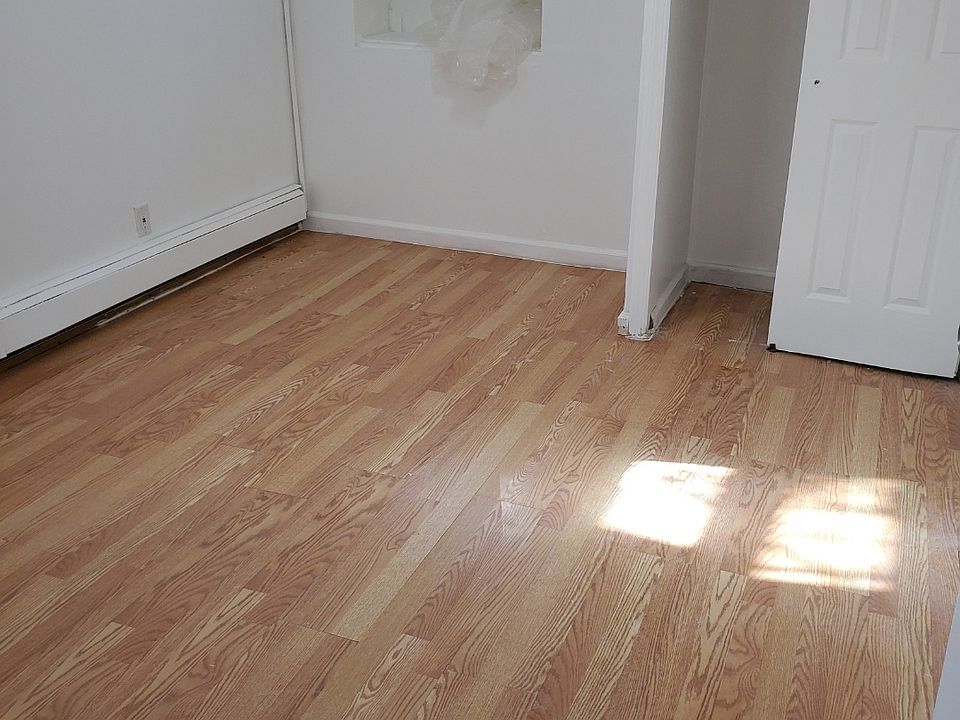 2nd image of 862 Olmstead Ave
