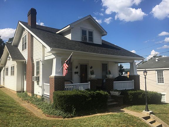5th image of 217 Short St
