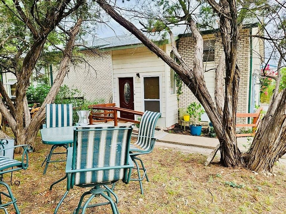 1st image of 20205 Park Strip St Unit A
