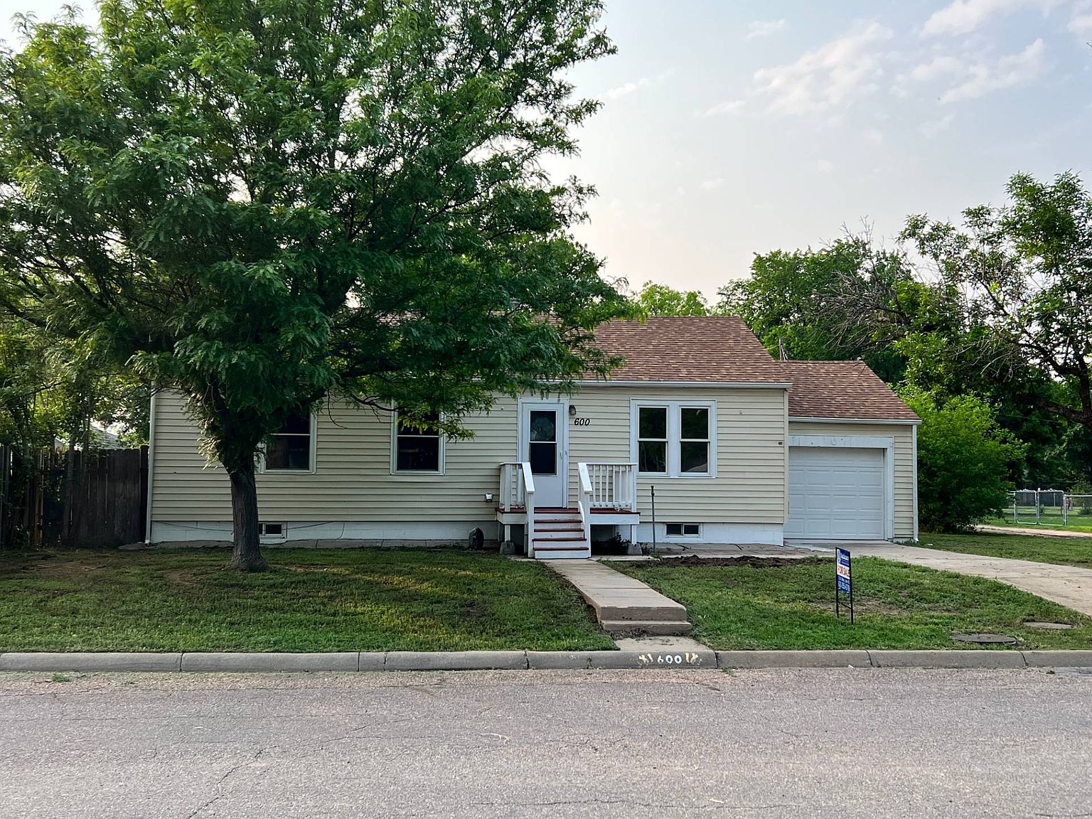 600 Wayne Ave, Lakin, KS 67860 MLS 11178573 Zillow
