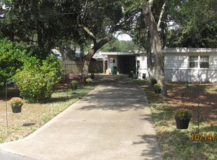 4 Wimbledon Way, Shalimar, FL 32579