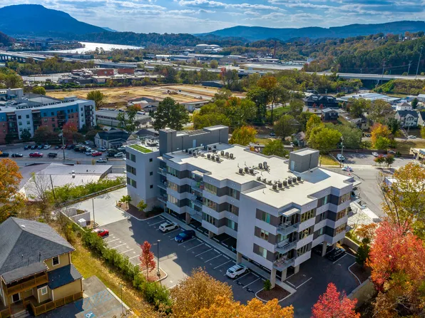 411 Fairpoint St #304, Chattanooga, TN 37405