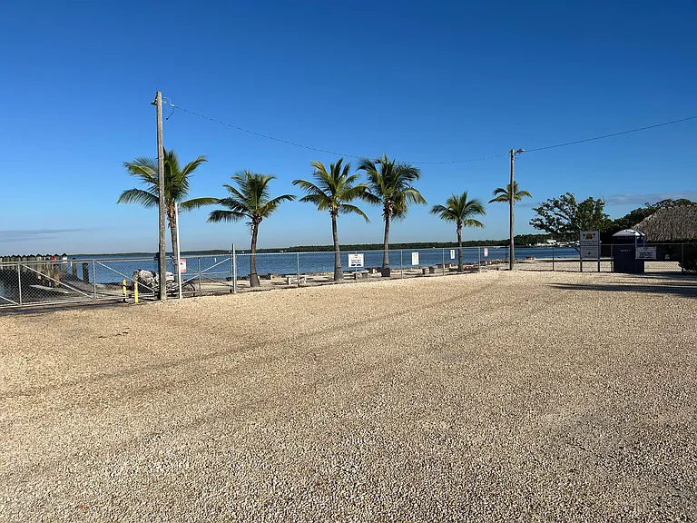 30 Palm Beach Dr — Photo 3