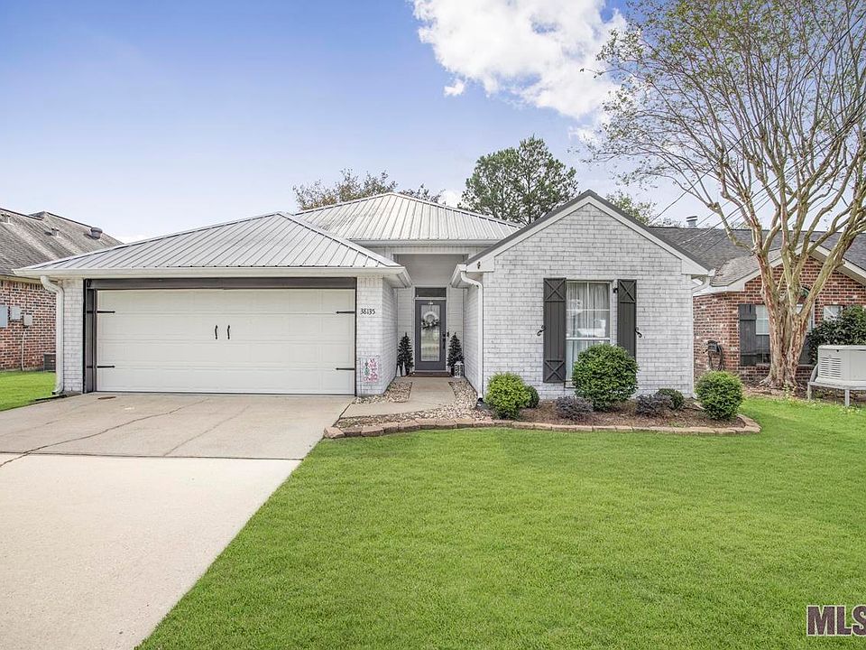 1st image of 38135 E Lake Dr