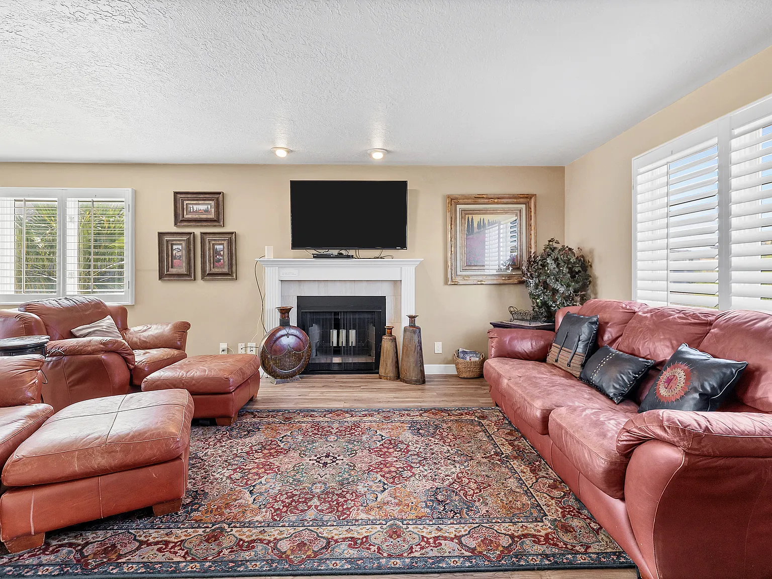 2 bed, 1200 sqft, $1,800 — Photo 4