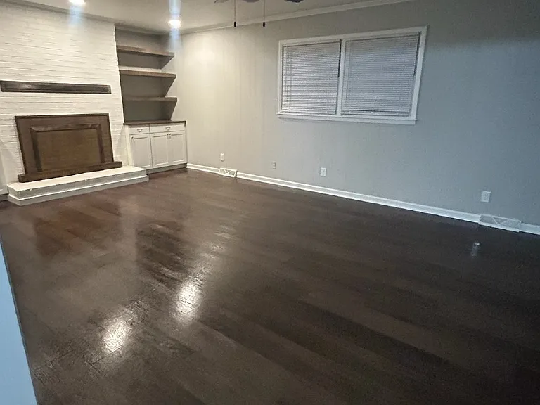3215 Edenwood Dr — Photo 3