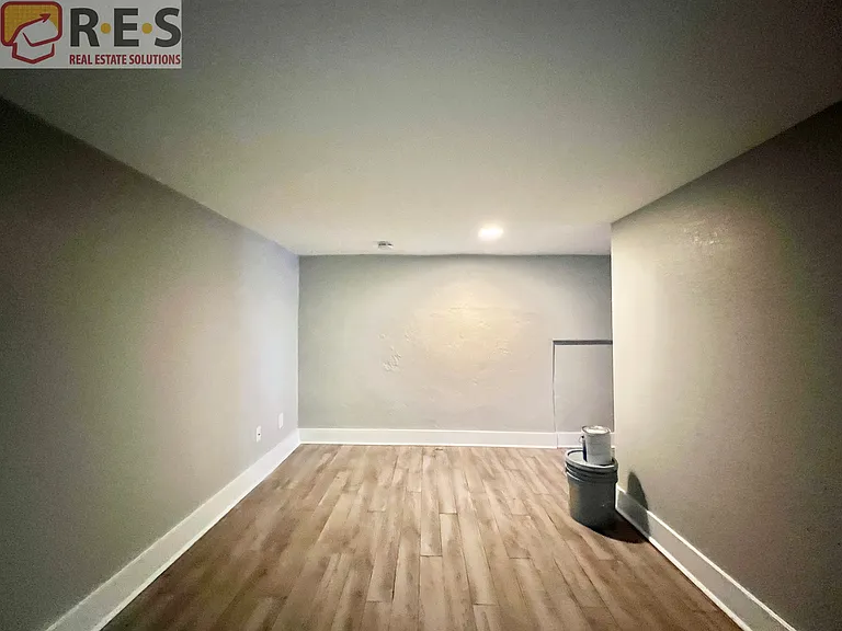 4420 Pennsylvania St — Photo 12