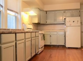 2904 N Washtenaw Ave #G, Chicago, IL 60618