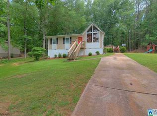 7841 Happy Hollow Rd, Trussville, AL 35173