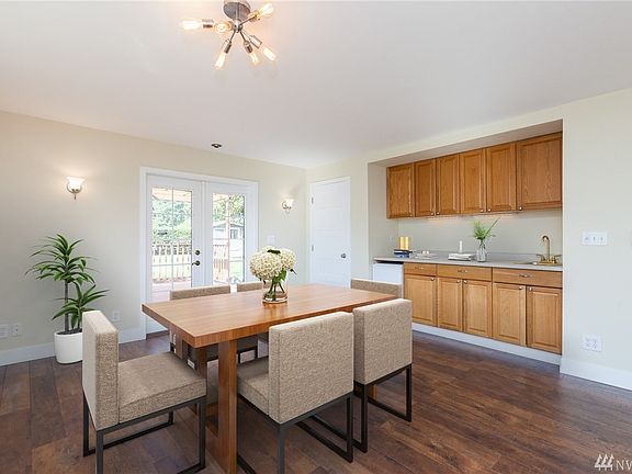 4th image of 17037 40th Ave S