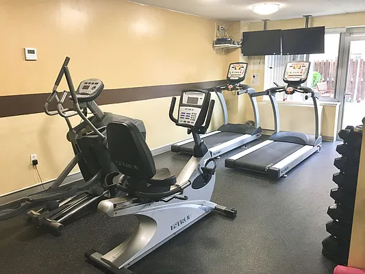 Rented by Frank Alger Real Estate Group | media 18